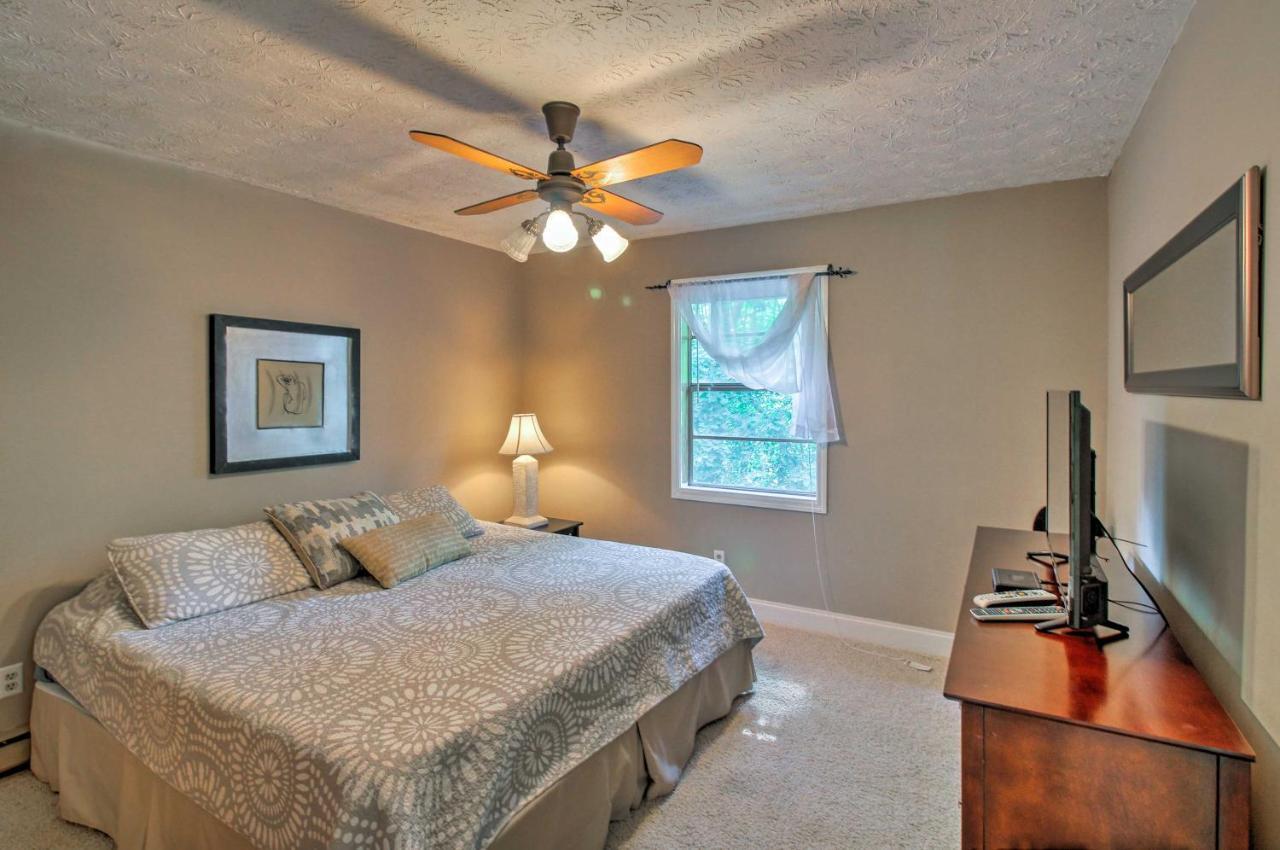 Spacious Georgia Getaway With Dock On Lake Lanier! Gainesville Esterno foto