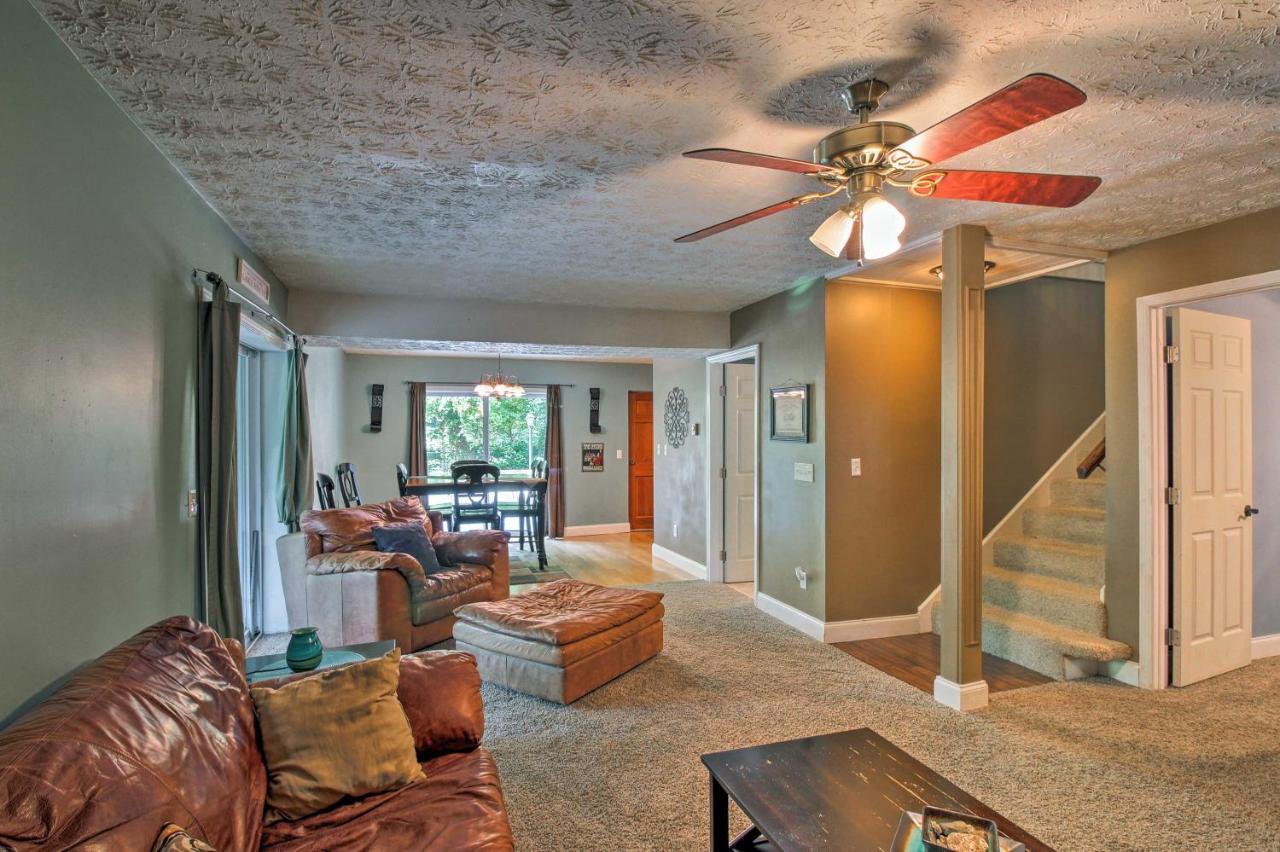 Spacious Georgia Getaway With Dock On Lake Lanier! Gainesville Esterno foto