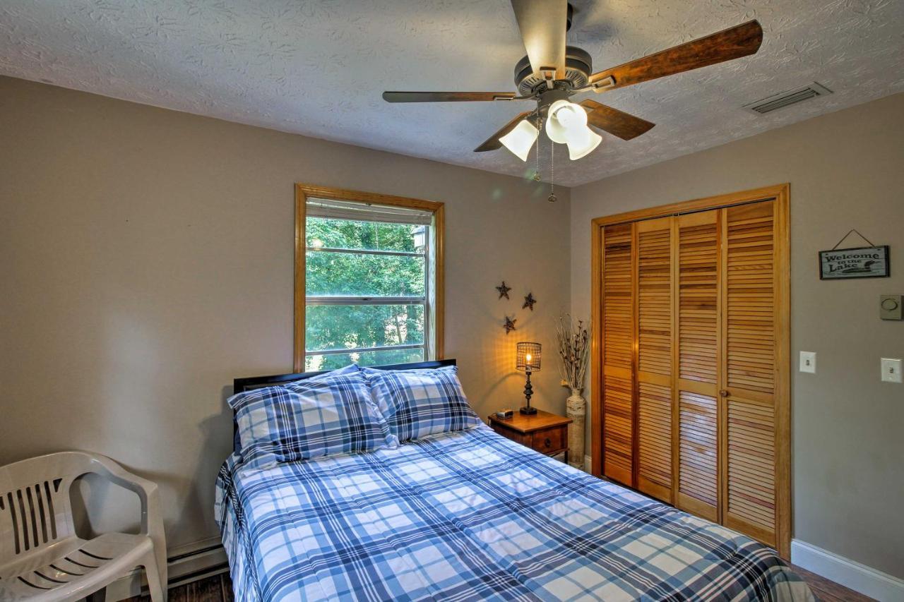 Spacious Georgia Getaway With Dock On Lake Lanier! Gainesville Esterno foto