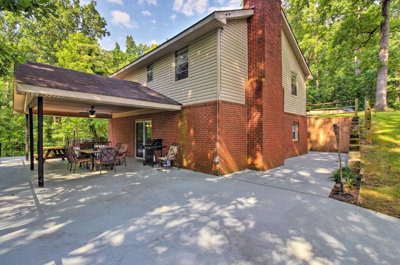 Spacious Georgia Getaway With Dock On Lake Lanier! Gainesville Esterno foto