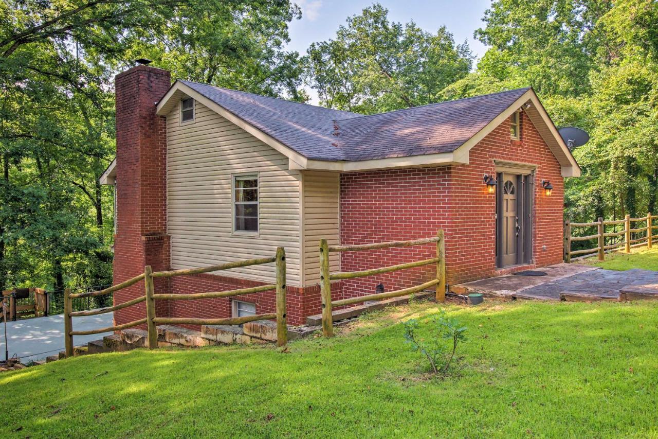 Spacious Georgia Getaway With Dock On Lake Lanier! Gainesville Esterno foto