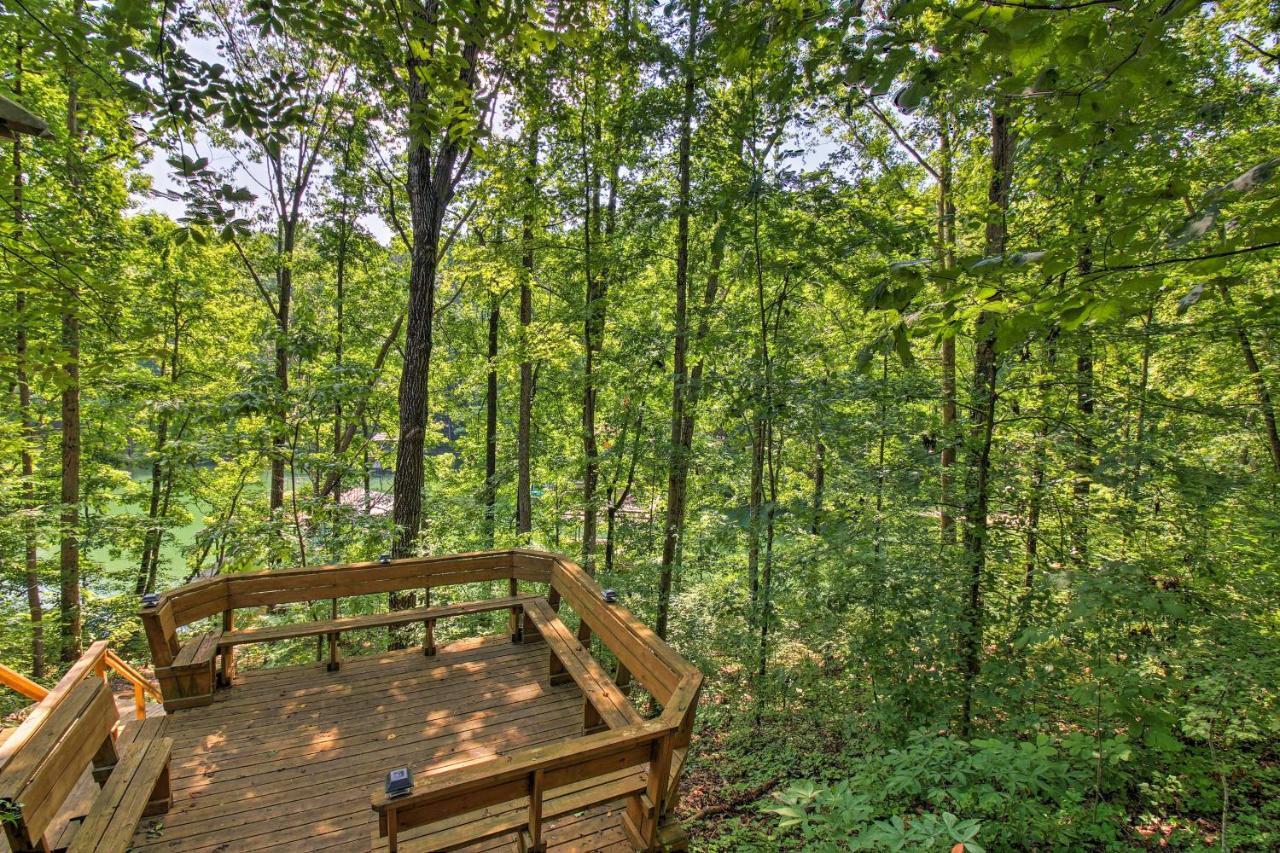 Spacious Georgia Getaway With Dock On Lake Lanier! Gainesville Esterno foto